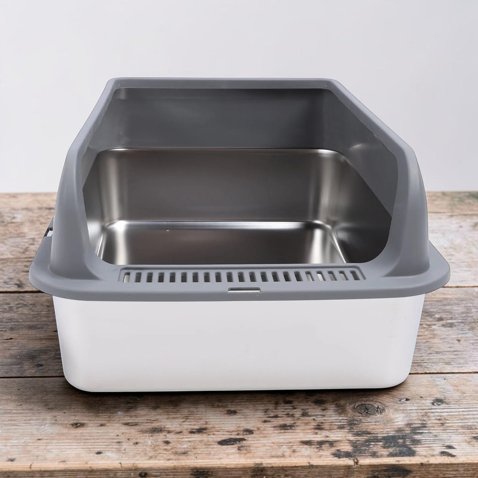 Bac à litière Esprit Chat semi-fermé en acier inoxydable avec rebords hauts gris et blanc pour chat