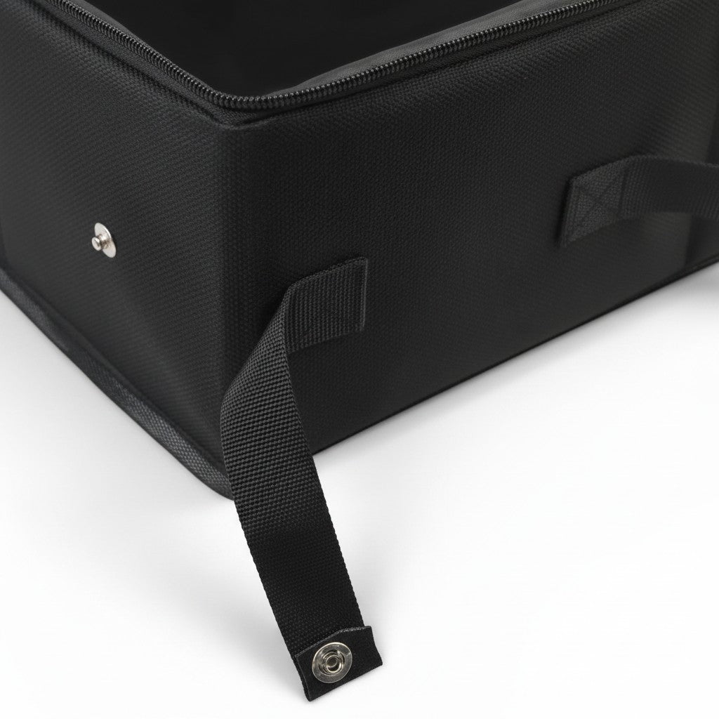 Bac à litière pliable Esprit Chat en tissu noir avec poignées et boutons-pression pour un transport facile