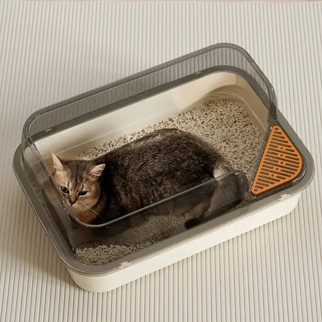 Bac à litière Esprit Chat XXL semi-fermé en plastique beige avec rebord anti-projection et chat à l'intérieur