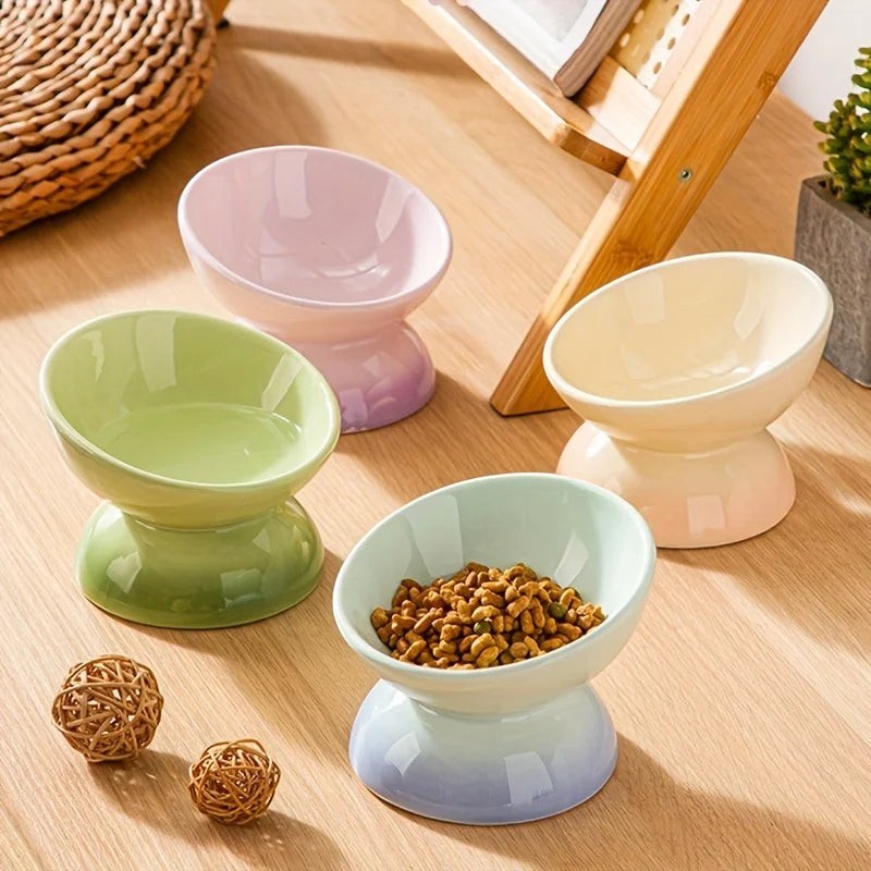 Quatre bols Esprit Chat en céramique surélevés aux couleurs pastel pour une alimentation ergonomique des animaux