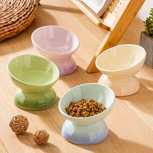 Quatre bols Esprit Chat en céramique surélevés aux couleurs pastel pour une alimentation ergonomique des animaux