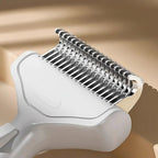 Brosse Esprit Chat en acier inoxydable pour démêler les poils longs des animaux