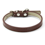 Collier pour chat Esprit Chat en cuir PU marron avec boucle réglable et coutures apparentes