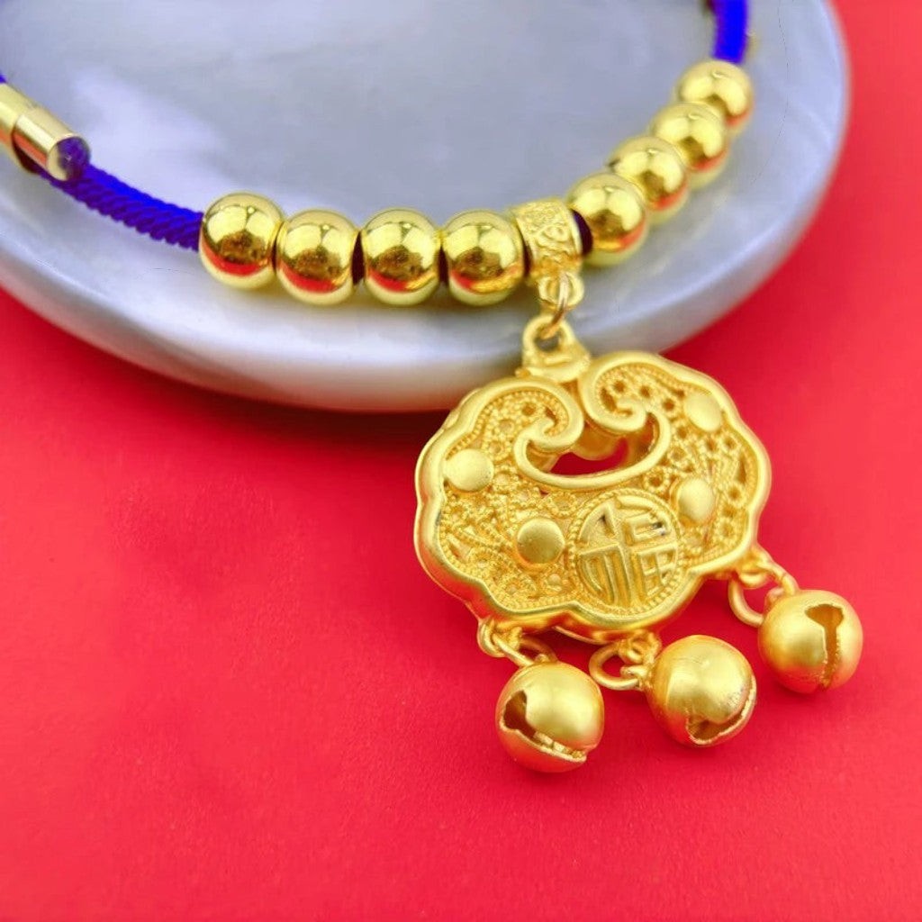 Collier Esprit Chat pour chat avec cordon bleu, perles dorées et pendentif traditionnel en forme de cadenas avec grelots