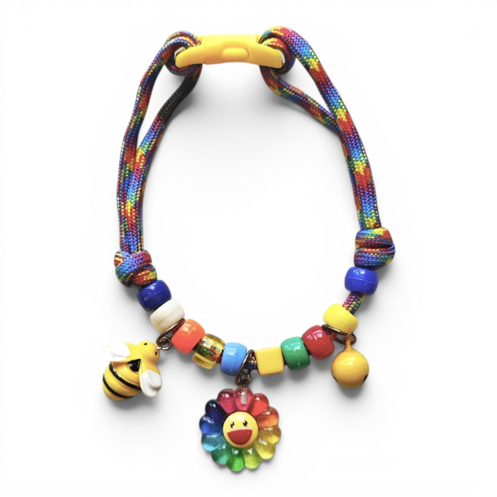 Collier pour chat Esprit Chat multicolore avec perles, breloque fleur souriante et abeille, réglable et détachable