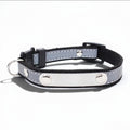 Collier pour chat Esprit Chat réfléchissant en velours noir avec plaque d'identification personnalisable en métal