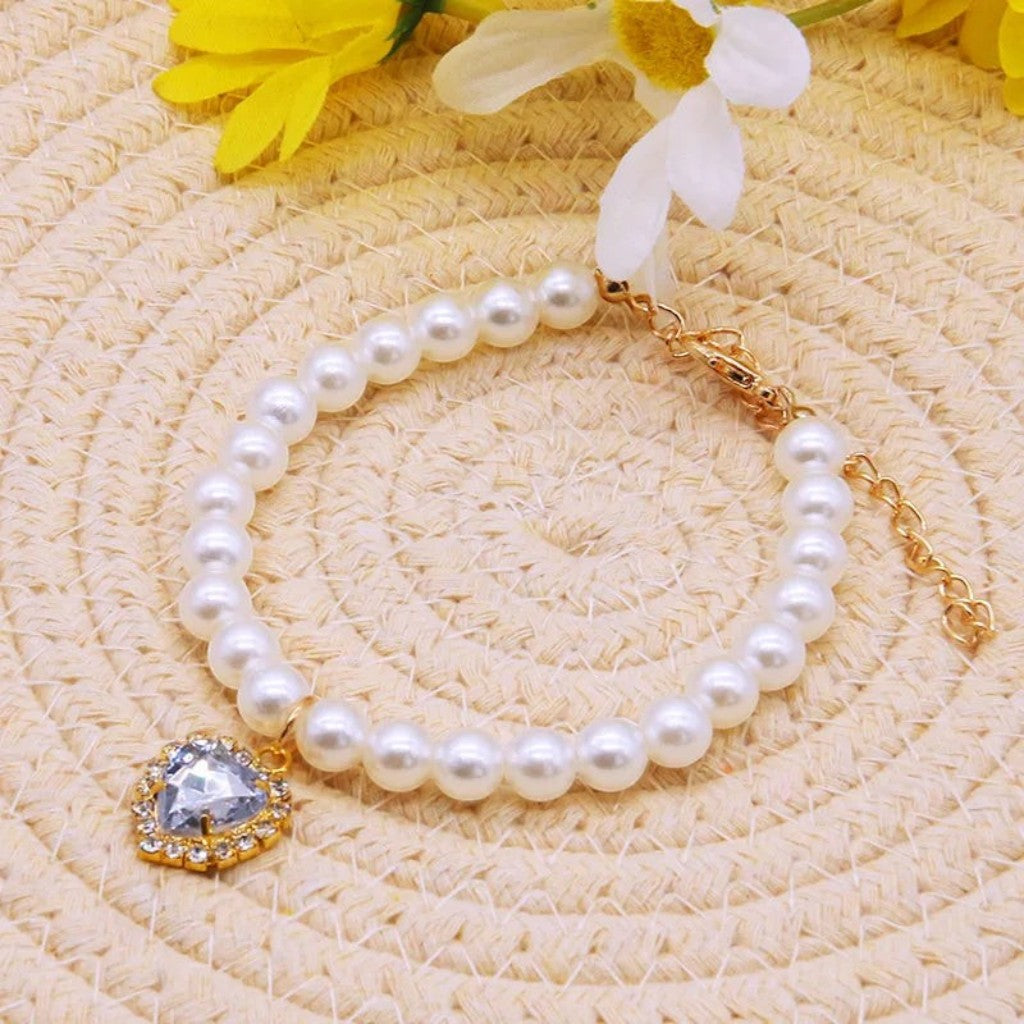 Collier de perles blanches Esprit Chat avec pendentif en forme de cœur en cristal pour chat ou petit chien