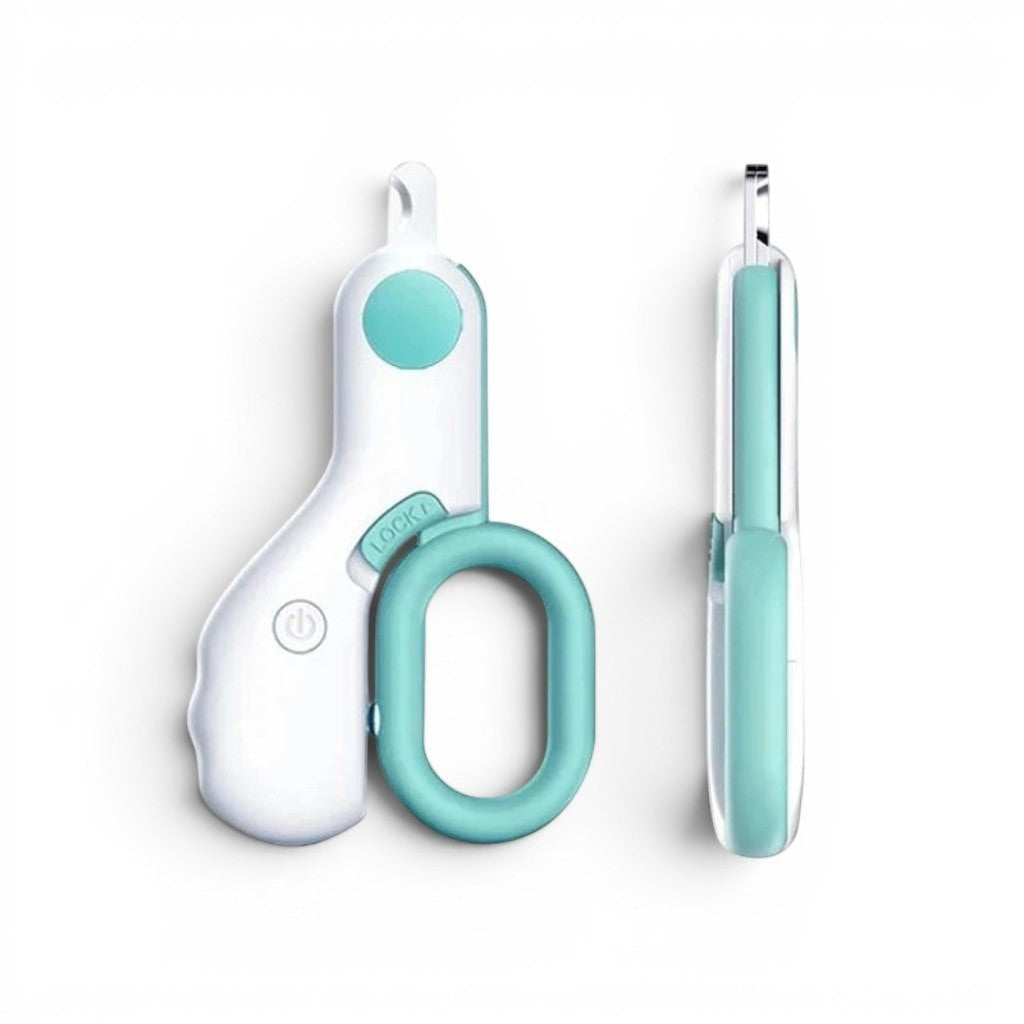 Coupe-griffes Esprit Chat en acier inoxydable blanc et bleu clair avec éclairage LED intégré et verrou de sécurité.