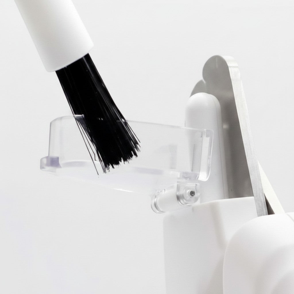 Brosse de nettoyage Esprit Chat pour coupe-griffes électrique silencieux avec réservoir récupérateur transparent