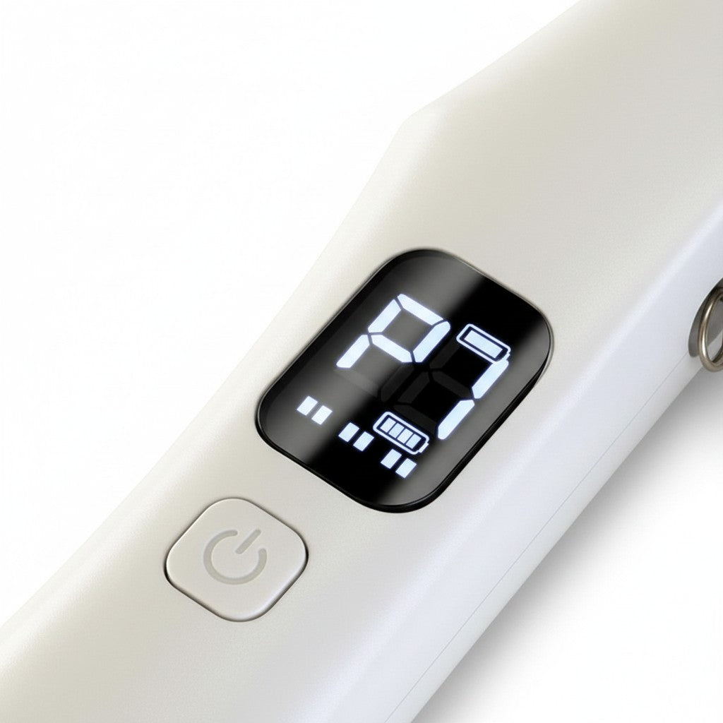 Coupe-ongle électrique Esprit Chat blanc avec écran LED affichant le mode P1 et le niveau de batterie