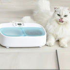 Distributeur de croquettes programmable Esprit Chat avec écran LCD et deux compartiments pour chat blanc