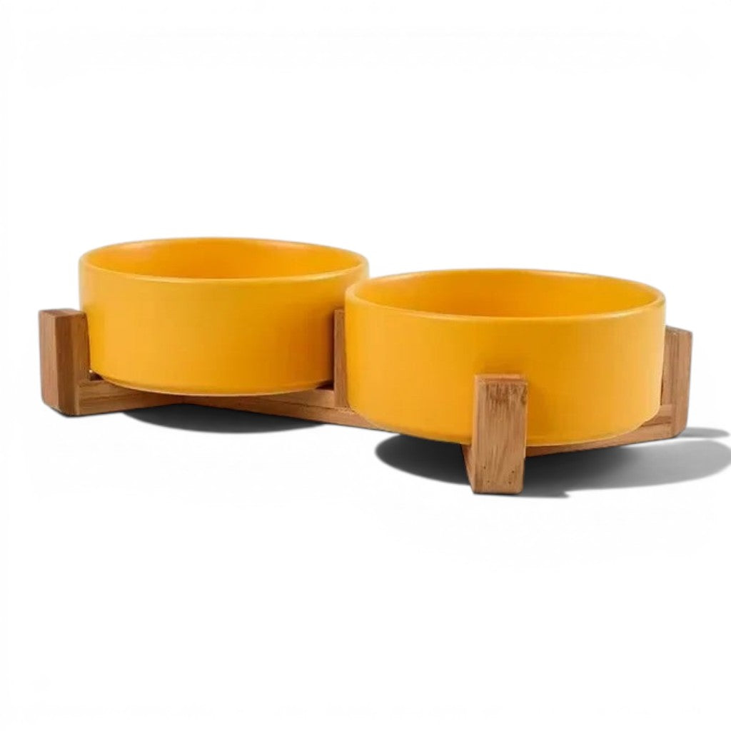 Double bol Esprit Chat jaune en céramique sur support en bois surélevé pour chat ou petit chien