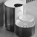 Fontaine à eau automatique Esprit Chat en plastique blanc et gris, avec bol et réservoir transparent.