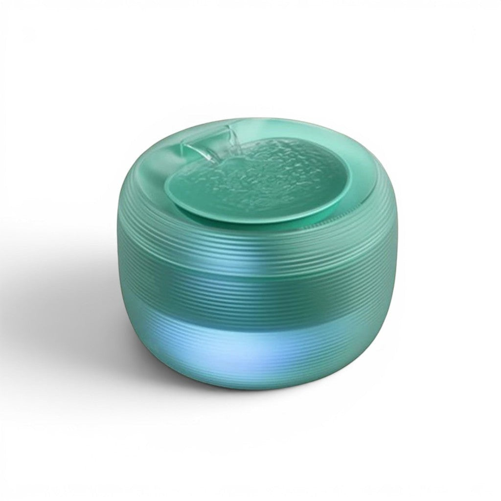 Fontaine à eau pour chat Esprit Chat, ultra silencieuse, en plastique vert d'eau, avec filtre et brosse de nettoyage inclus.