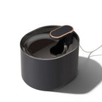 Fontaine à eau moderne Esprit Chat en plastique noir, 3L, avec capteur de mouvement et filtre.