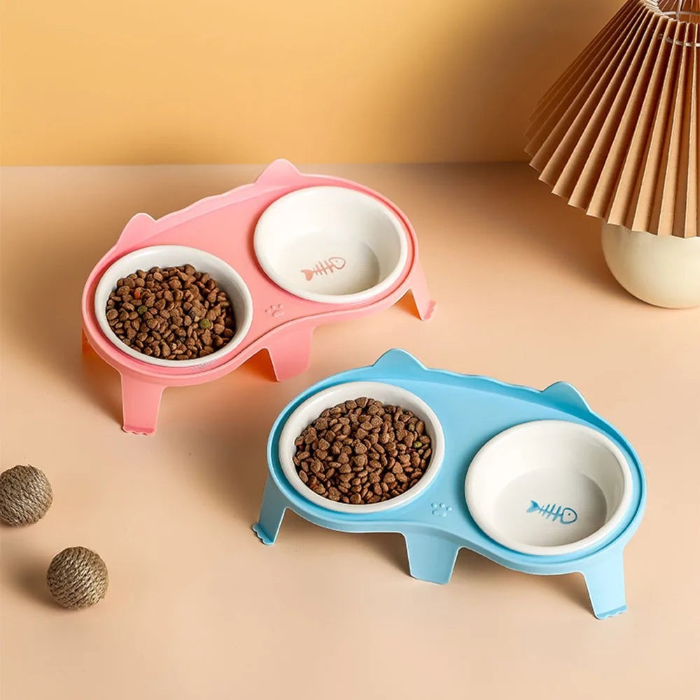 Gamelle double Esprit Chat en céramique avec supports rose et bleu en forme de tête de chat pour nourriture et eau