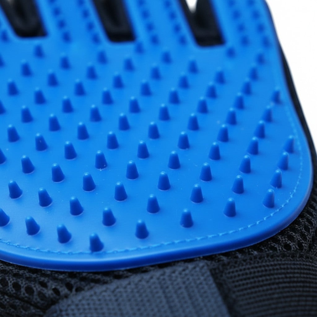 Gant de toilettage Esprit Chat bleu en silicone avec picots souples pour masser et brosser les poils de chat