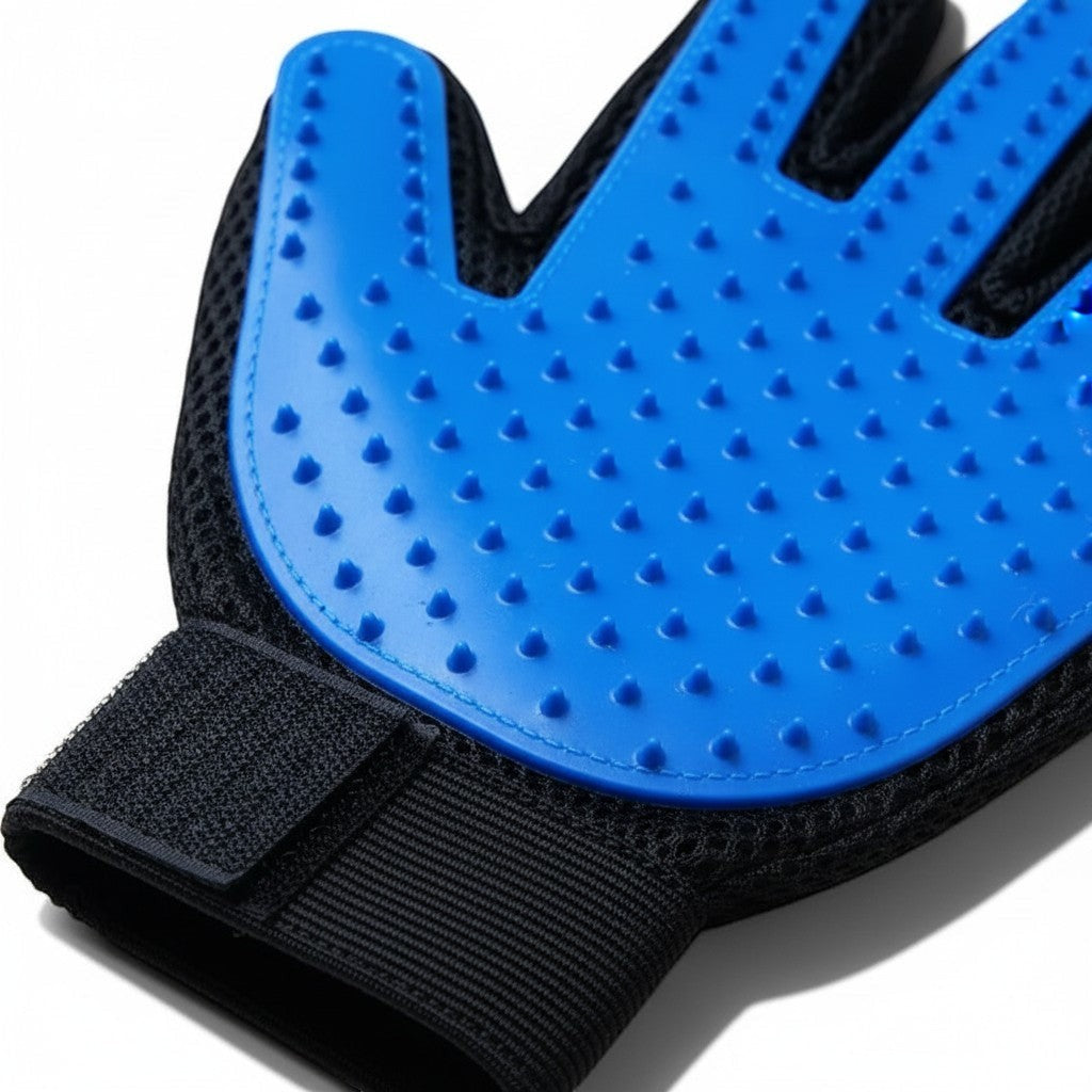 Gant de brossage Esprit Chat bleu en maille et caoutchouc pour masser et retirer les poils de votre animal