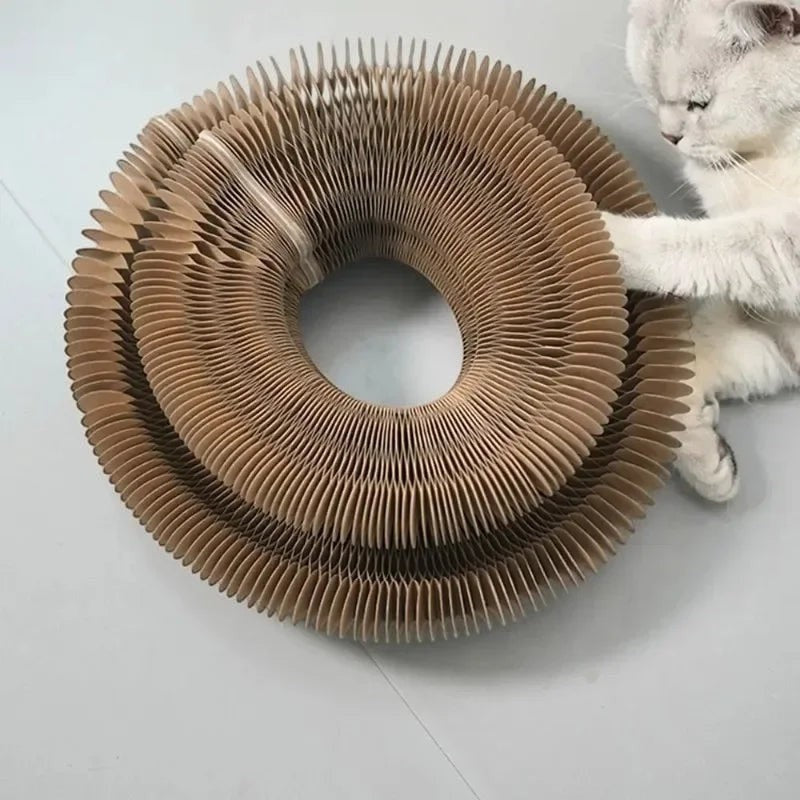 Griffoir Esprit Chat en carton ondulé, forme circulaire, idéal pour les chats.