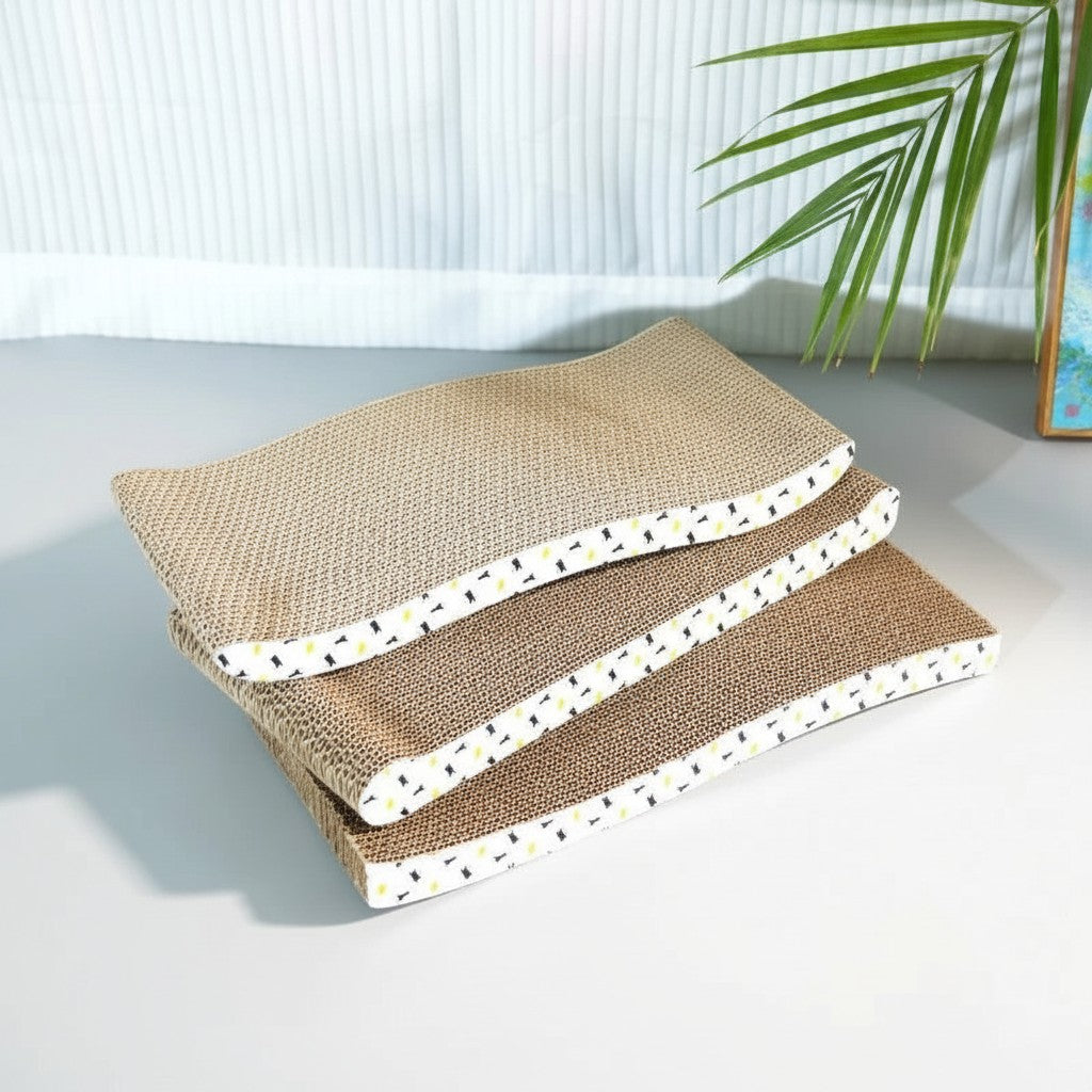 Esprit Chat lot de 2 griffoirs pour chats en carton ondulé, double épaisseur, avec bordure décorative.
