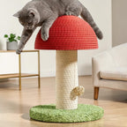 Griffoir Esprit Chat en forme de champignon avec sisal rouge et beige, base verte, et chat gris jouant dessus.