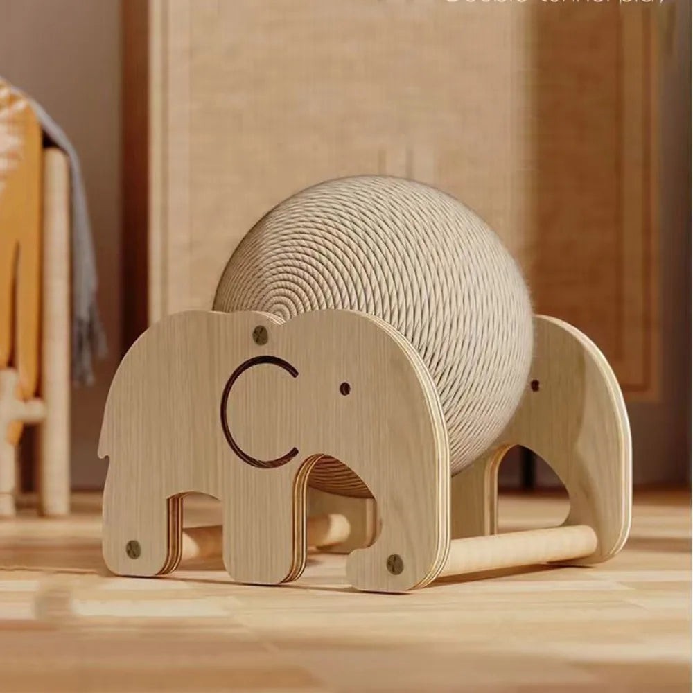 Jouet griffoir Esprit Chat en forme d'éléphant avec balle en corde de coton beige et structure en bois naturel