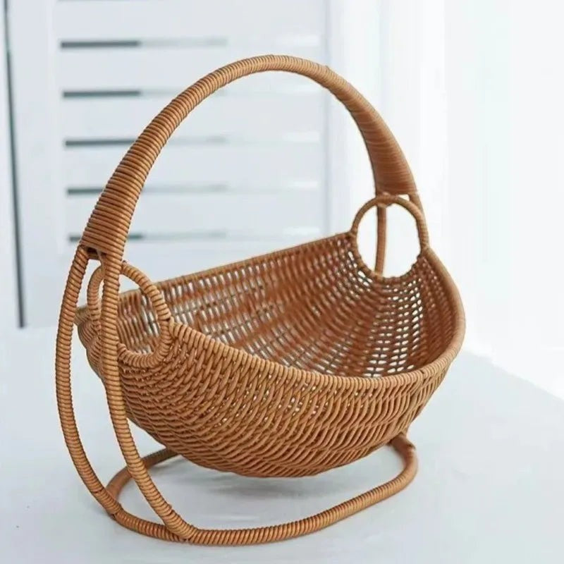Hamac pour chat Esprit Chat en osier tressé marron avec structure sur pied élégante