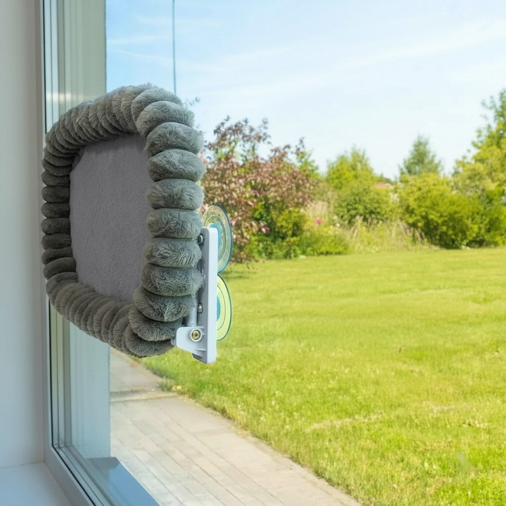 Hamac de fenêtre pour chat Esprit Chat en peluche grise avec ventouses robustes pour le repos au soleil