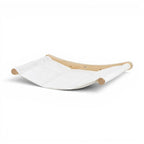 Hamac mural pour chat Esprit Chat en bois clair avec un tissu blanc confortable pour le repos et l'escalade