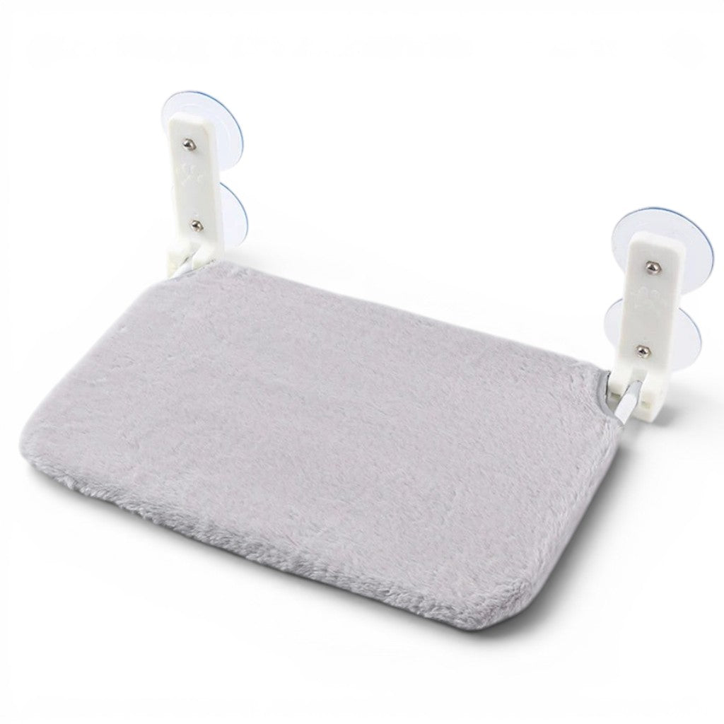 Hamac mural Esprit Chat pour chat en fibre douce grise avec ventouses pour fixation sur fenêtre