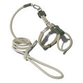 Harnais en H Esprit Chat olive avec laisse en corde ronde tressée, cuir PVC et boucle en alliage de zinc robuste.