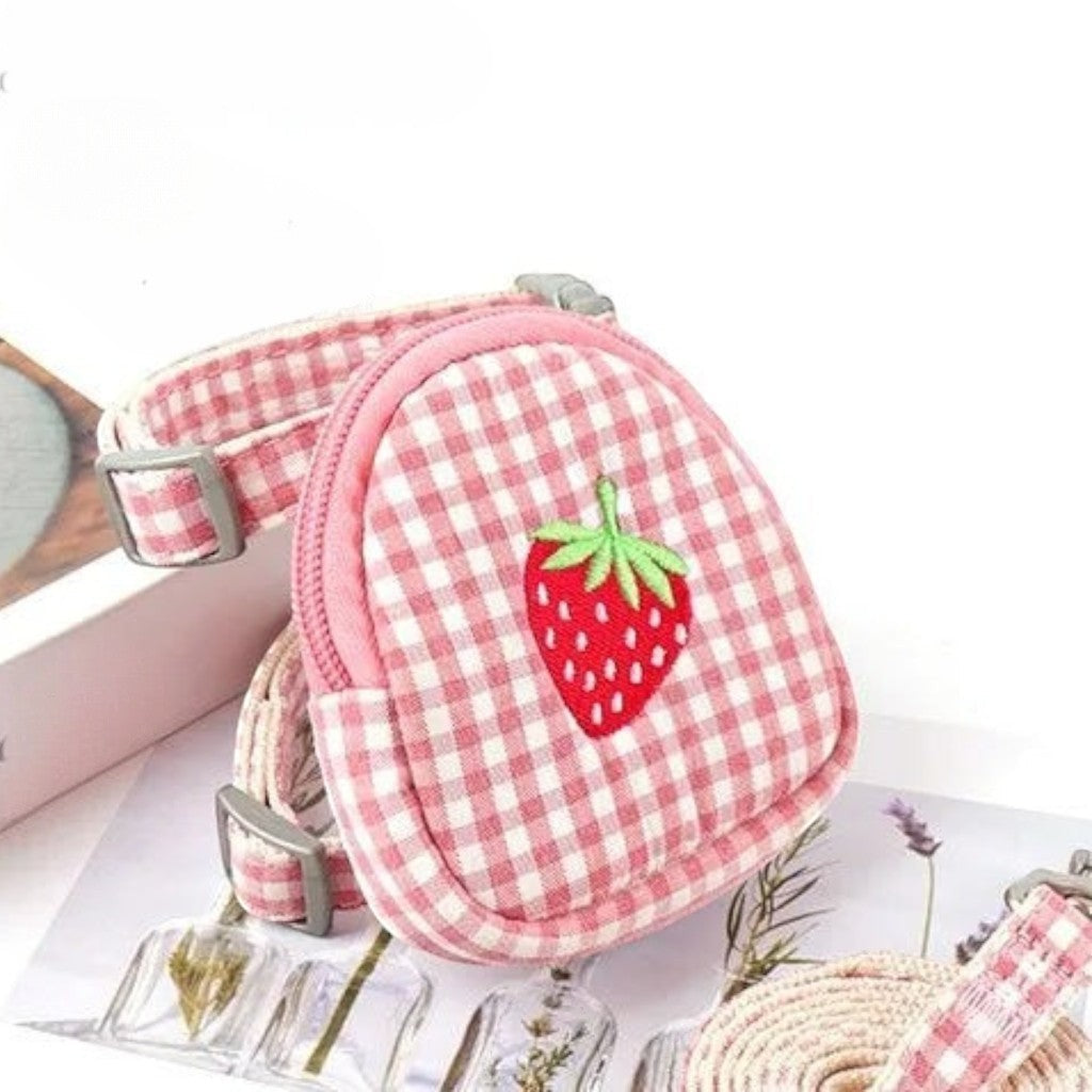 Harnais Esprit Chat rose à carreaux avec petit sac à dos motif fraise pour chat ou petit chien