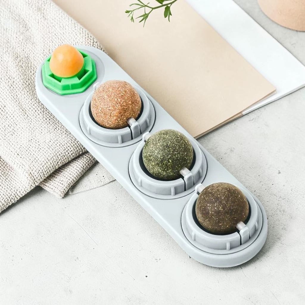 Jouet Esprit Chat pour chat avec boules d'herbe à chat rotatives pour le nettoyage des dents et le plaisir
