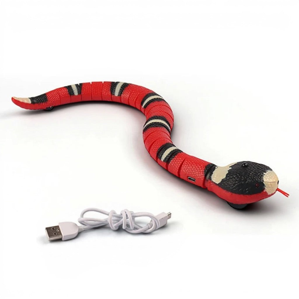 Jouet serpent interactif Esprit Chat en plastique rouge et noir avec des bandes blanches, rechargeable par USB, pour chats.
