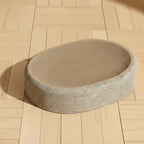Lit griffoir Esprit Chat ovale en sisal beige avec bordure texturée pour le repos et le griffage des chats