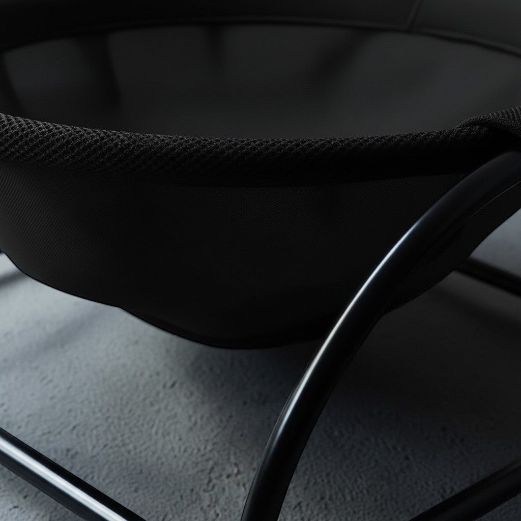 Lit hamac Esprit Chat noir en maille respirante avec structure en métal pour un confort optimal