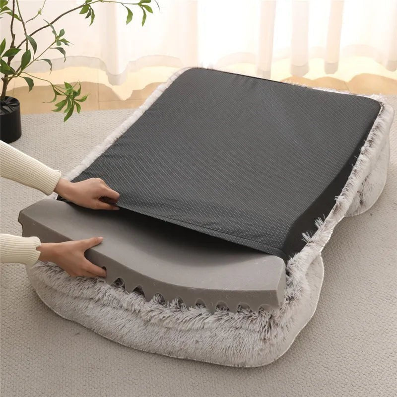 Lit pour chat Esprit Chat en peluche douce grise avec mousse orthopédique et housse amovible lavable