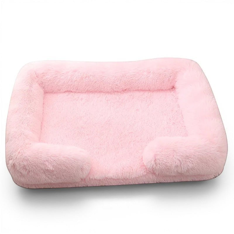 Lit pour chat Esprit Chat rectangulaire en peluche rose douce avec rebords confortables et housse amovible