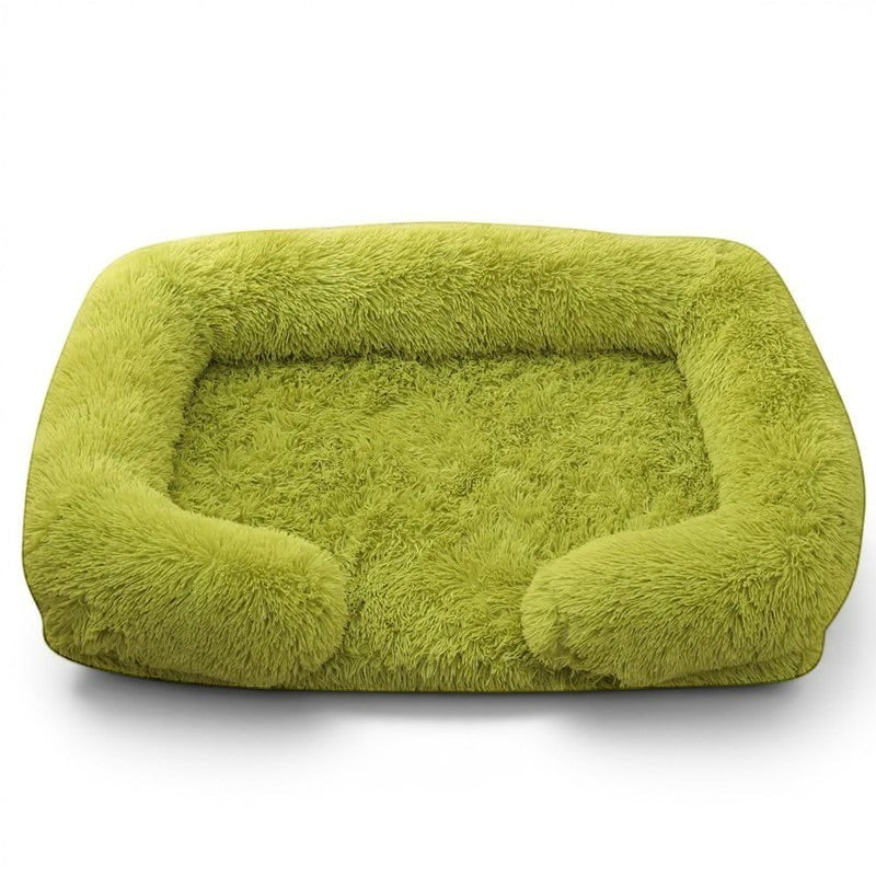 Lit pour chat Esprit Chat en peluche vert olive, moelleux et confortable avec rebords surélevés pour le repos