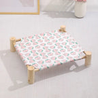 Lit surélevé Esprit Chat avec cadre en bois et toile respirante à motif de petites pêches roses pour chat ou chien