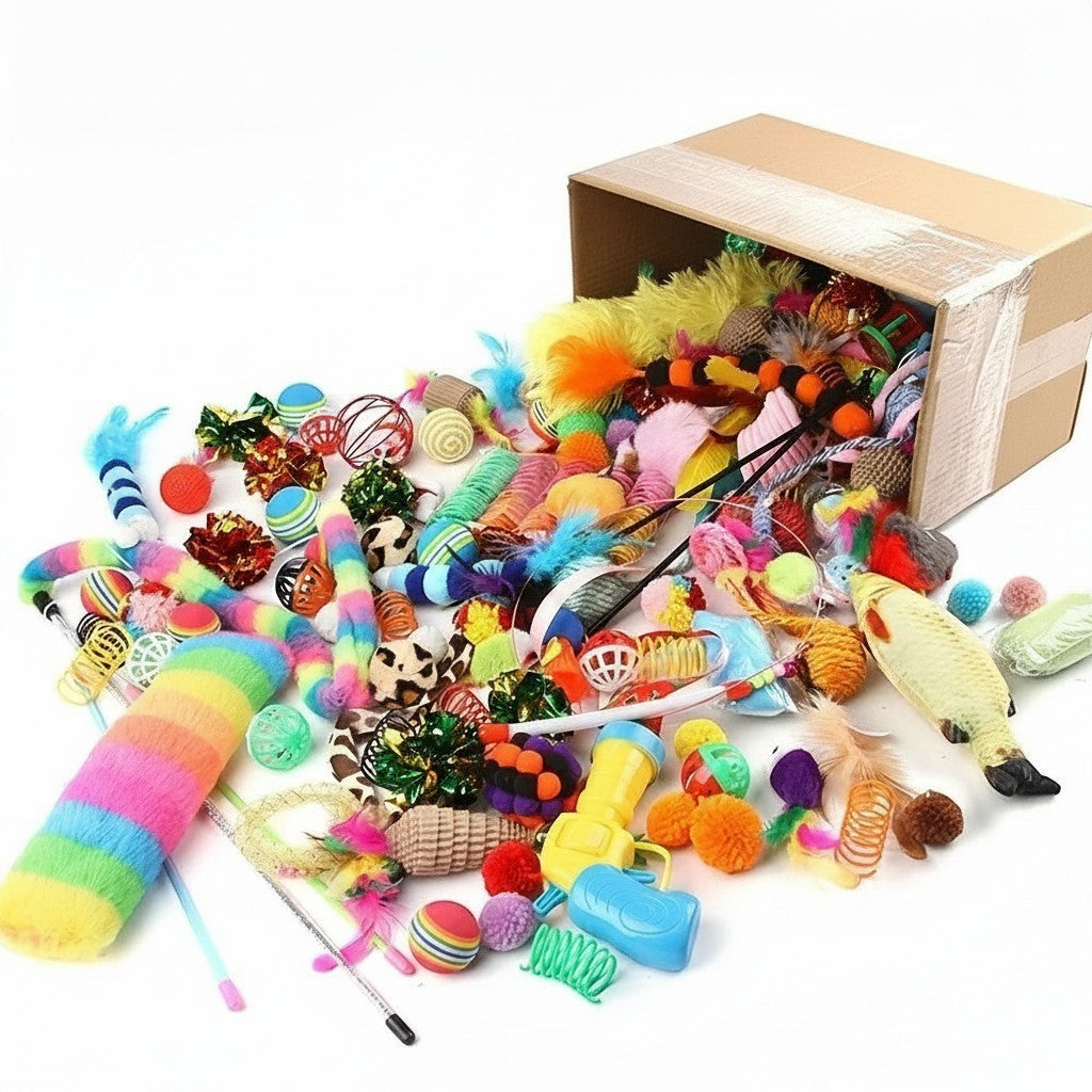 Grand lot de jouets variés pour chat Esprit Chat incluant balles, plumes, peluches et ressorts colorés en carton.