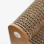 Maison griffoir pour chat Esprit Chat en carton ondulé et bois à quatre niveaux pour faire ses griffes