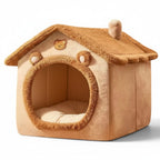Maison pour chat Esprit Chat en polaire corail marron avec motif ours et toit douillet pour un confort optimal