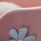 Panier pour chat Esprit Chat rose en tissu doux avec détail de fleur bleue, confortable et lavable