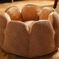 Panier Esprit Chat en polaire corail marron en forme de fleur pour le confort de votre chat