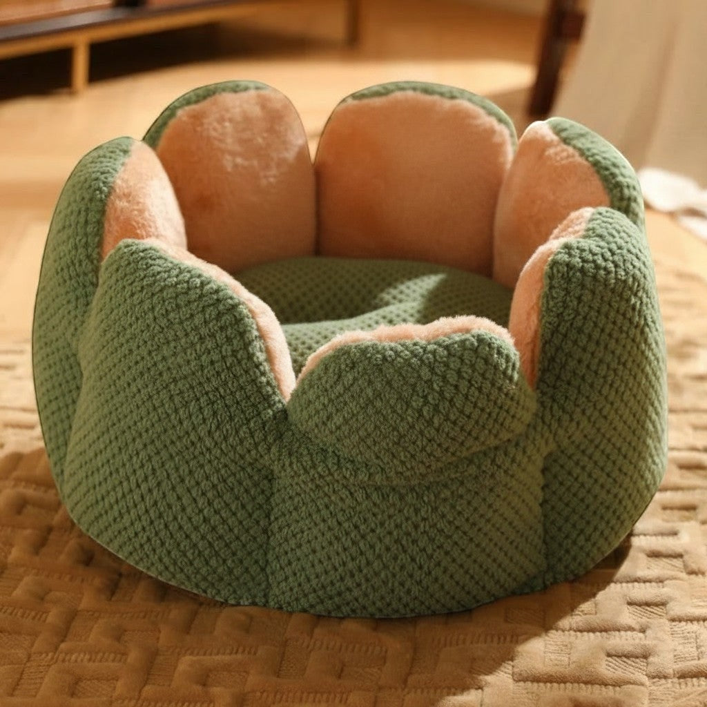 Panier Esprit Chat en forme de fleur vert et beige en polaire corail douce pour le confort de votre chat