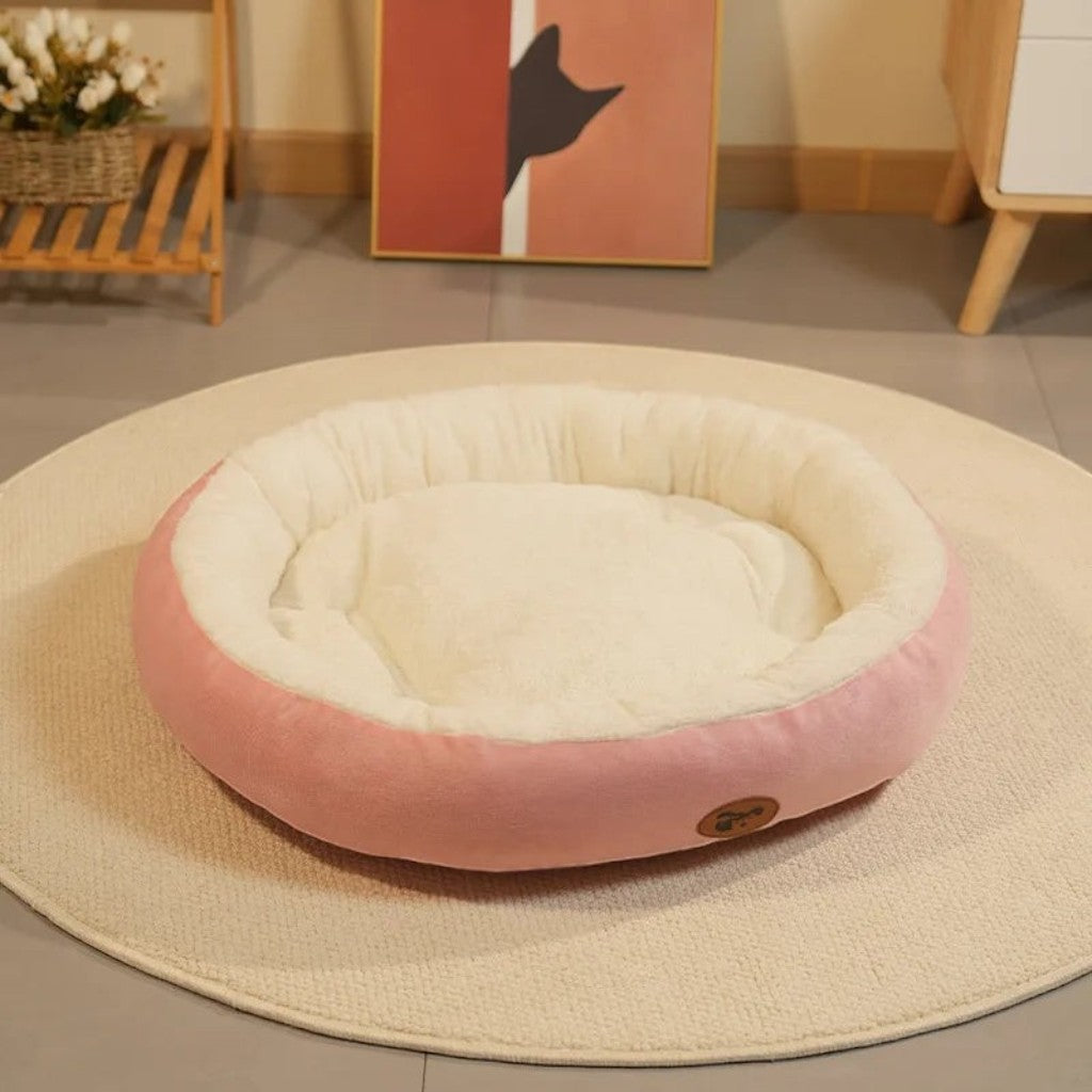 Panier nid Esprit Chat rond et moelleux en peluche rose et blanc pour le confort des chats et petits chiens