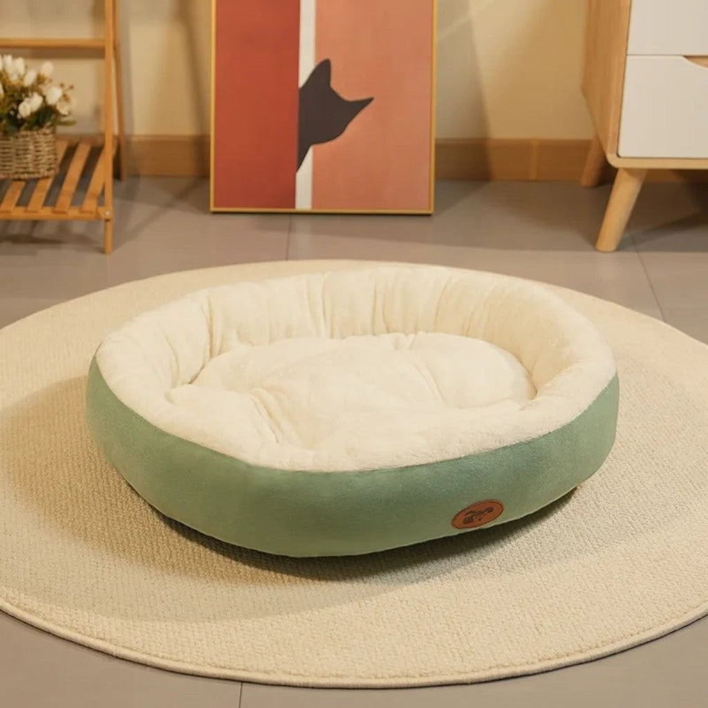 Panier nid Esprit Chat rond en peluche douce vert et blanc pour le confort des chats et petits chiens
