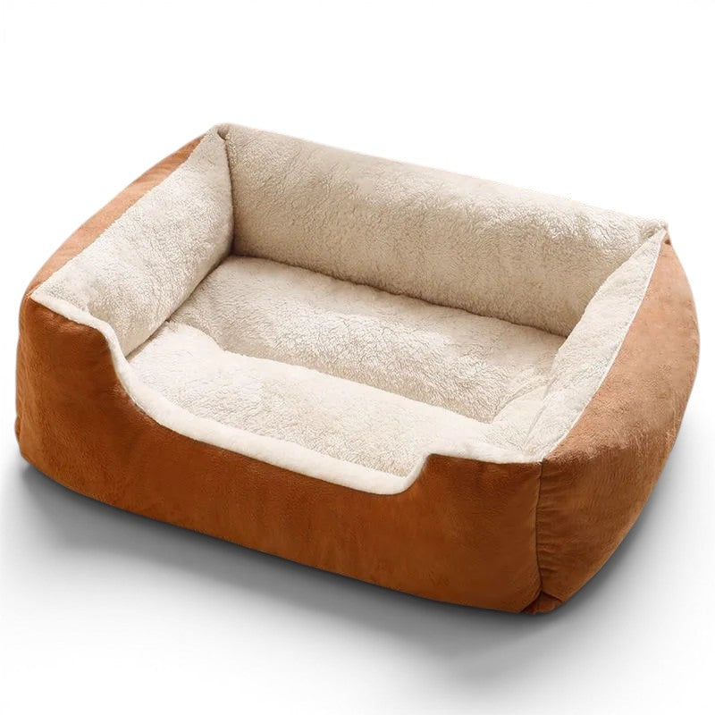 Panier Esprit Chat rectangulaire en peluche douce marron et beige pour le confort de votre animal