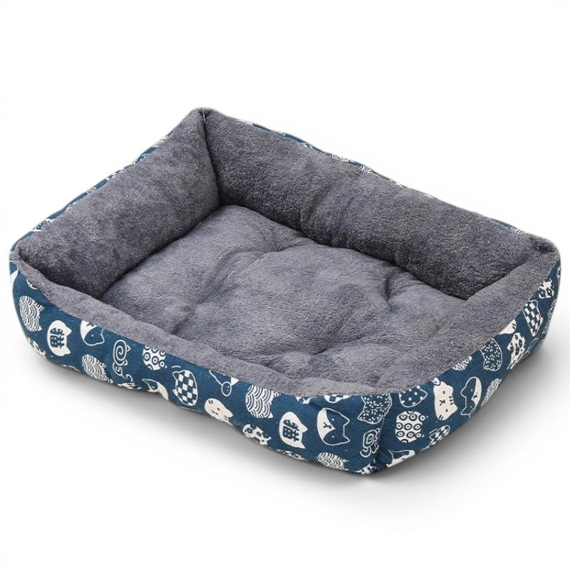 Panier pour chat Esprit Chat rectangulaire bleu avec motifs de chats et intérieur en peluche grise douce